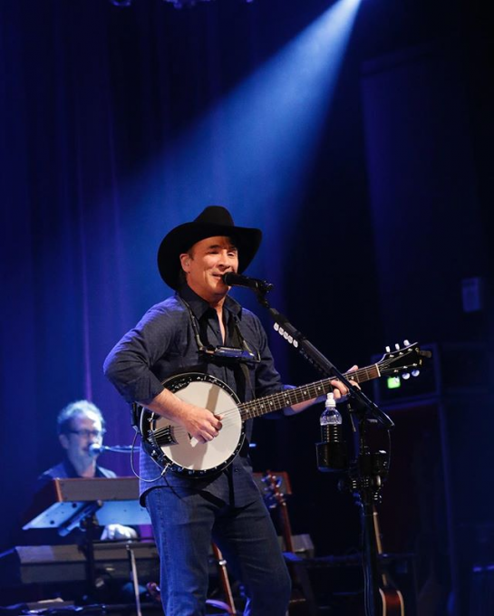 Clint Black at Township Auditorium